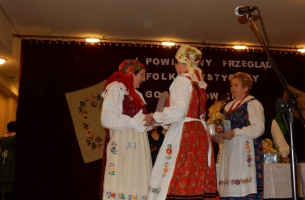 Janina Matusiak z zespołu” Wośniconki” 